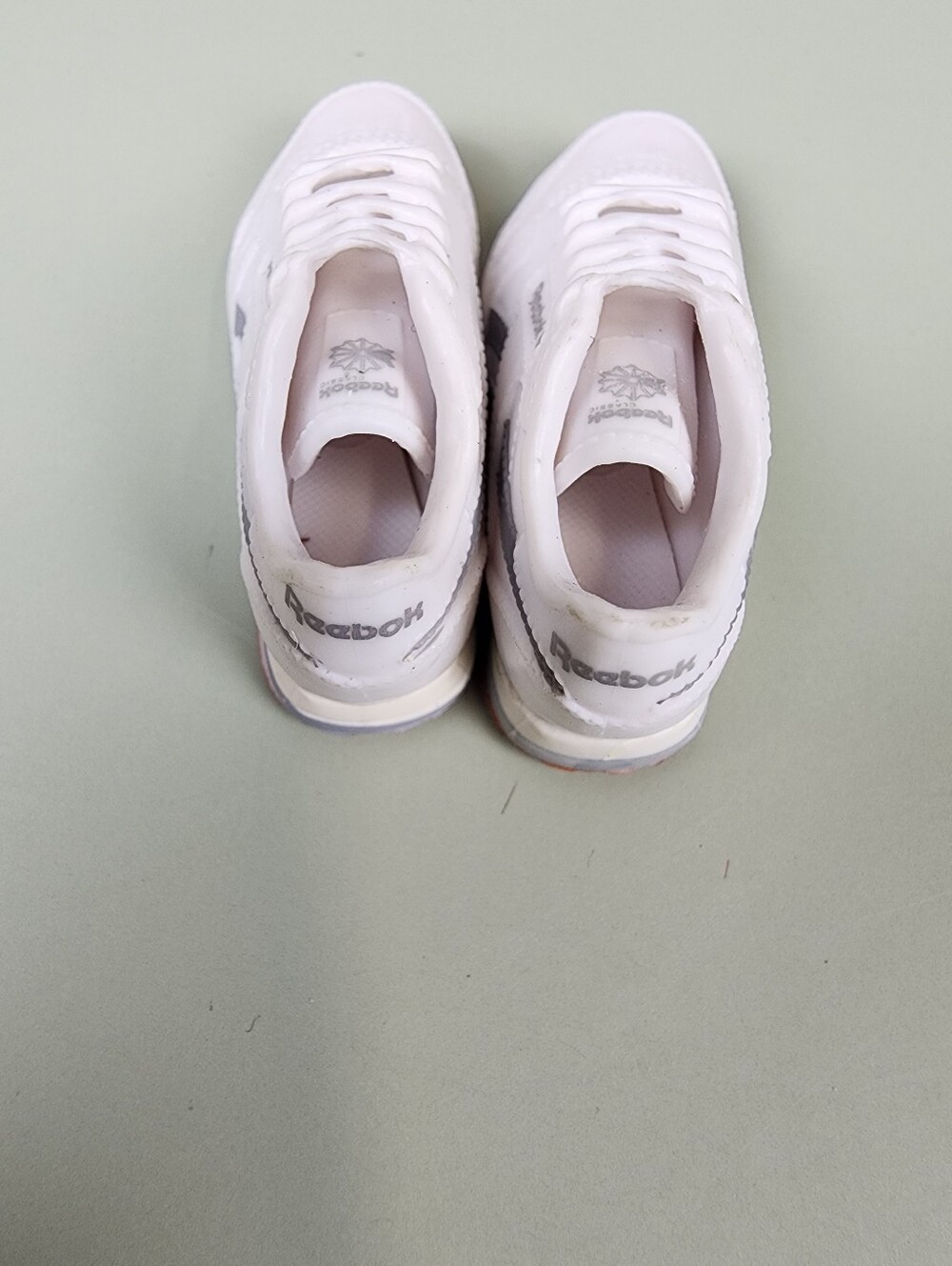 ZURU Mini Brands Sneakers Bundle 6 Shoes Reebok Skechers Pink Lot Craft Display - Picture 10 of 15